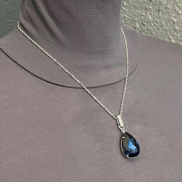 Peaky Blinders Grace Shelby Teardrop Sapphire Necklace, Handmade Replica - Picture 10 of 15